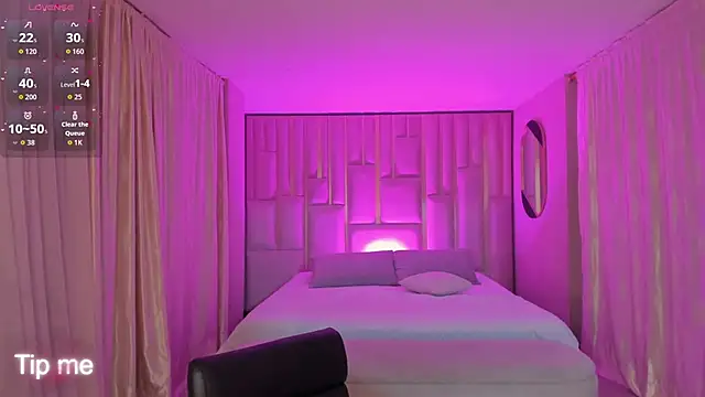 CorinneRusso online show from 12, 3, 2026