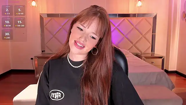 Snapshot of CorinneRusso chatting on 13, 3, 2025 CorinneRusso online show from 13, 3, 2025