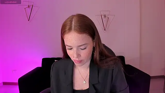 CorinneRusso online show from 1, 6, 2026