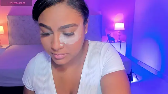 BlakmillerrGilson online show from 28, 10, 2025