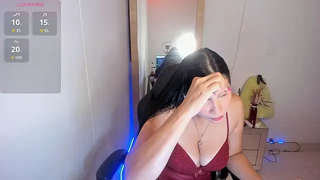 hellensexy online show from 14, 6, 2026