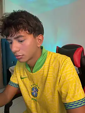 Leonarrrd 01 online show from 17, 3, 2026