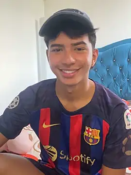 Leonarrrd 01 online show from 28, 10, 2025