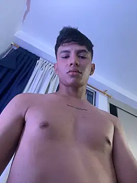 Leonarrrd 01 online show from 23, 3, 2025