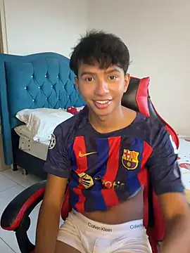 Leonarrrd 01 online show from 11, 3, 2026