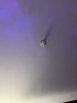 Leonarrrd 01 online show from 4, 10, 2025