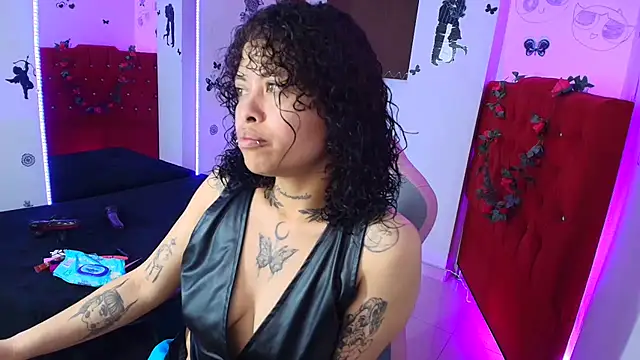 miahernadez303av online show from 20, 9, 2025