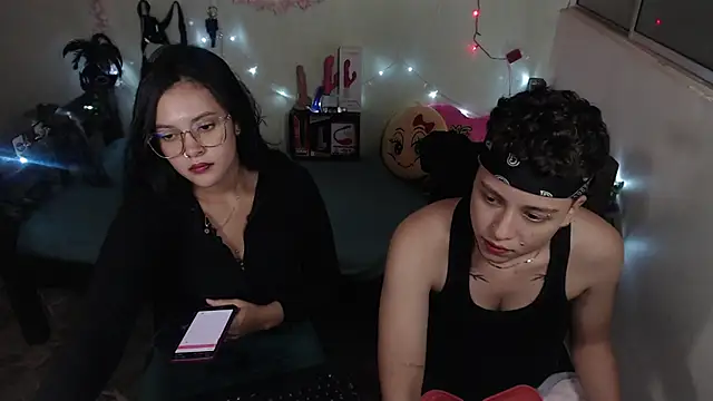 Antonella Cruz02 online show from 19, 2, 2025