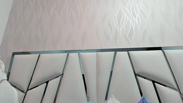  aurora18  online show from 10, 2, 2026