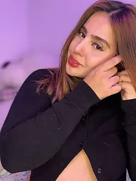 ValerieHilton online show from 16, 11, 2025