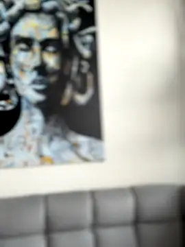 ValerieHilton online show from 8, 10, 2025