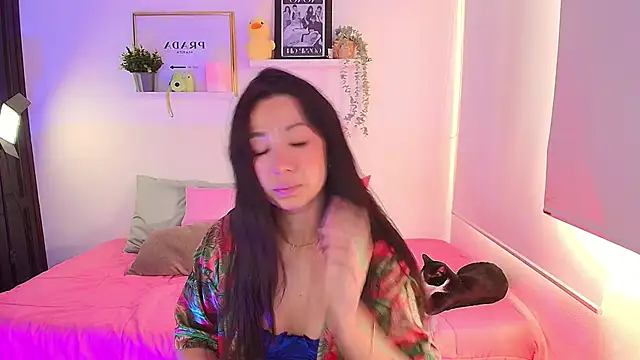 lilyy evanss online show from 25, 9, 2025