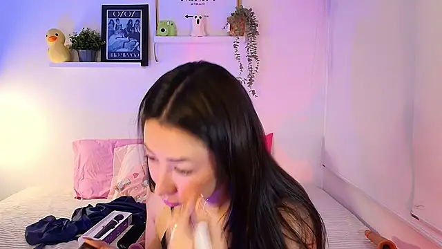 lilyy evanss online show from 22, 11, 2025