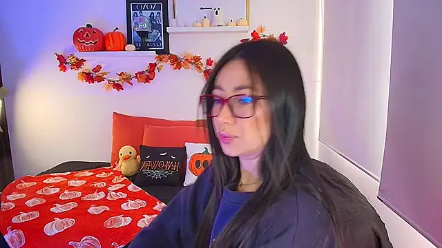 lilyy evanss online show from 29, 10, 2025