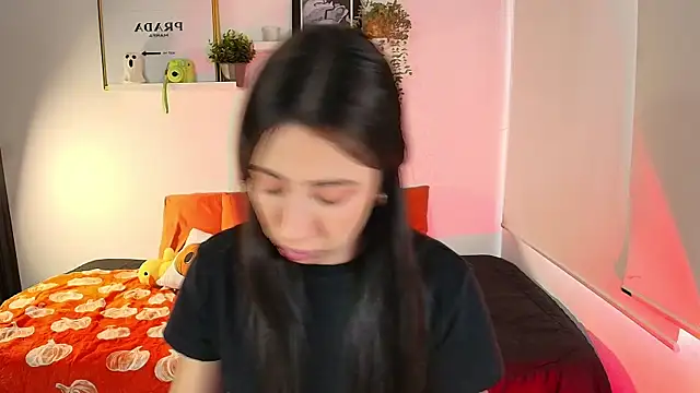 lilyy evanss online show from 7, 11, 2025