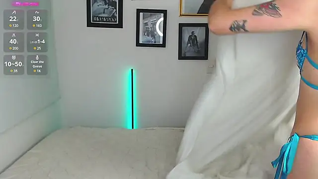 lilyy evanss online show from 18, 3, 2025