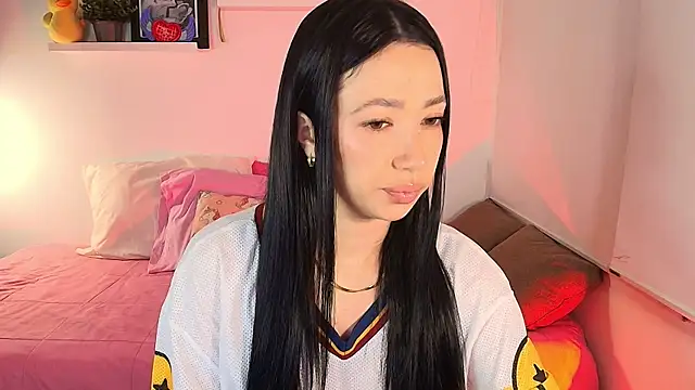 lilyy evanss online show from 8, 2, 2026