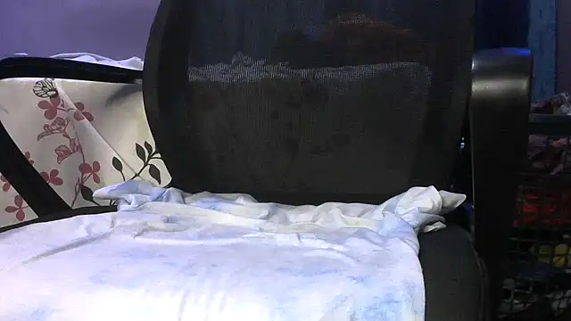 nine9inchdonn online show from 4, 2, 2025