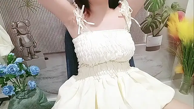 Milajinxi online show from 17, 10, 2025