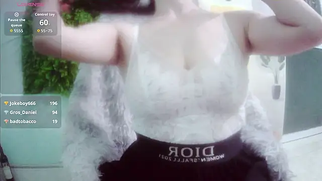 Yii-Ser online show from 4, 10, 2025