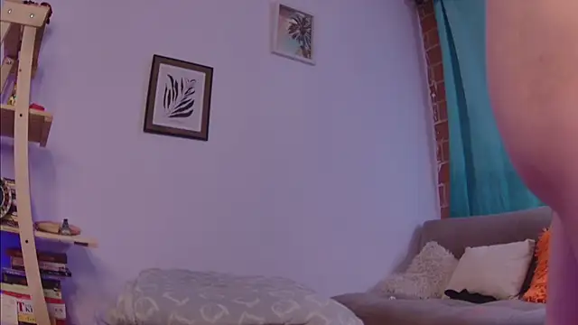 Snapshot of Lucy_Princes chatting on 19, 2, 2025 Lucy Princes online show from 19, 2, 2025