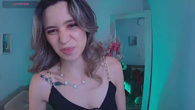 Snapshot of Lucy_Princes chatting on 20, 9, 2025 Lucy Princes online show from 20, 9, 2025