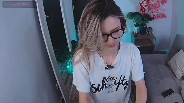 Snapshot of Lucy_Princes chatting on 30, 9, 2025 Lucy Princes online show from 30, 9, 2025