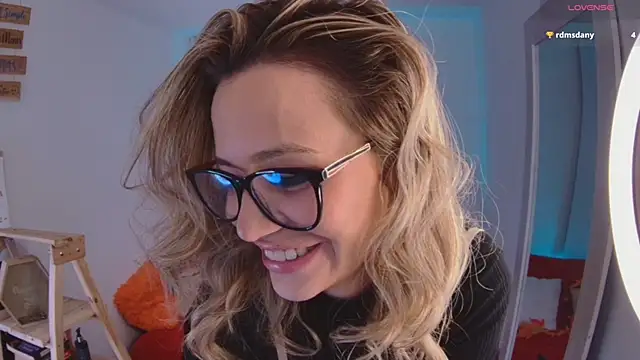 Snapshot of Lucy_Princes chatting on 1, 1, 2025 Lucy Princes online show from 1, 1, 2025