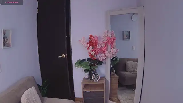 Snapshot of Lucy_Princes chatting on 14, 9, 2025 Lucy Princes online show from 14, 9, 2025