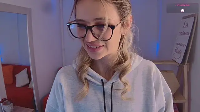 Snapshot of Lucy_Princes chatting on 27, 1, 2025 Lucy Princes online show from 27, 1, 2025