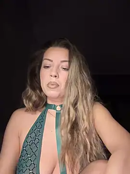 Snapshot of SonyaD_ chatting on 5, 2, 2026 SonyaD online show from 5, 2, 2026