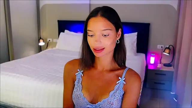 wow Mia online show from 20, 2, 2025