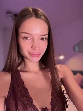 wow Mia online show from 12, 11, 2025