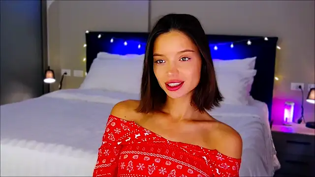 wow Mia online show from 12, 12, 2024