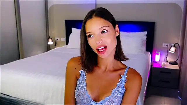 wow Mia online show from 14, 2, 2025