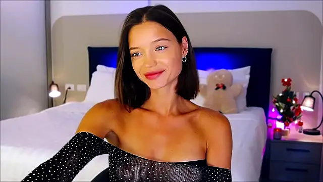 wow Mia online show from 11, 1, 2025