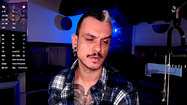 Snapshot of cek_186 chatting on 23, 10, 2025 cek 186 online show from 23, 10, 2025