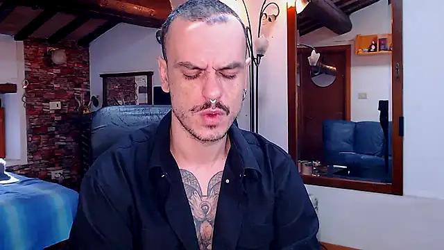 Snapshot of cek_186 chatting on 11, 11, 2025 cek 186 online show from 11, 11, 2025