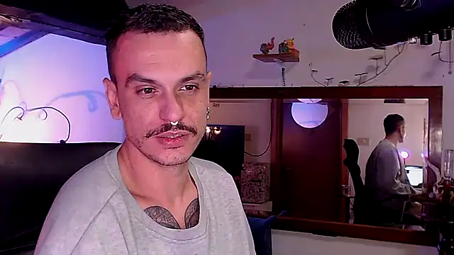 Snapshot of cek_186 chatting on 2, 10, 2025 cek 186 online show from 2, 10, 2025