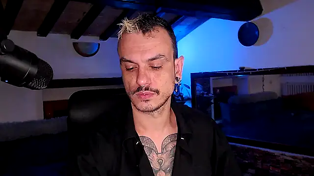 Snapshot of cek_186 chatting on 25, 10, 2025 cek 186 online show from 25, 10, 2025