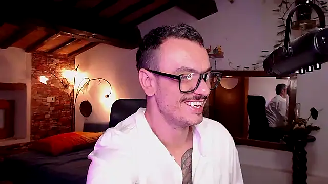 Snapshot of cek_186 chatting on 4, 10, 2025 cek 186 online show from 4, 10, 2025