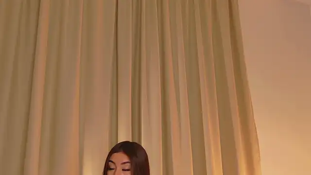 alissa foxx online show from 4, 2, 2026