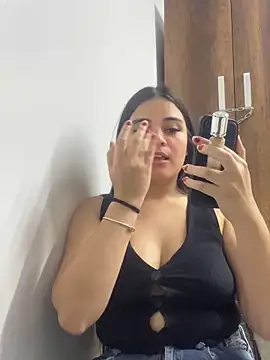 CamilaSofiia online show from 24, 10, 2025