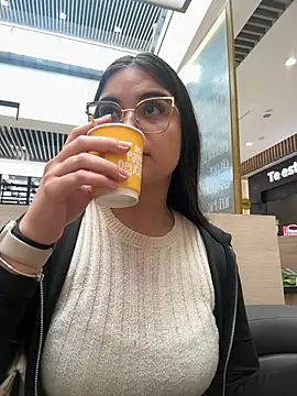 CamilaSofiia online show from 17, 2, 2026