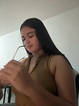 CamilaSofiia online show from 16, 12, 2025