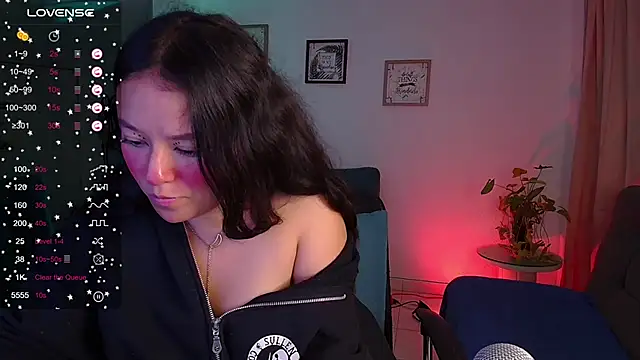 Lexie Thompson10 online show from 28, 2, 2025