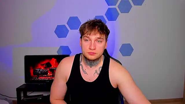 Chris Tyson online show from 5, 4, 2026