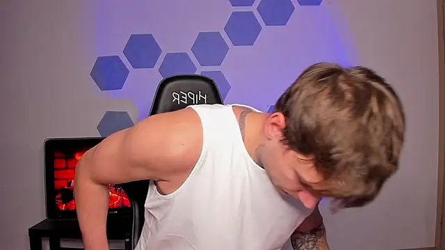 Chris Tyson online show from 3, 10, 2025