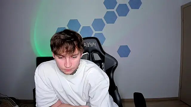 Chris Tyson online show from 22, 11, 2025