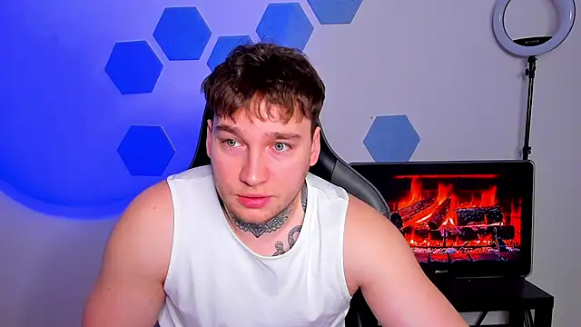 Chris Tyson online show from 25, 2, 2026